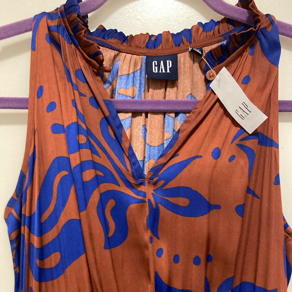 GAP Sleeveless Maxi Dress